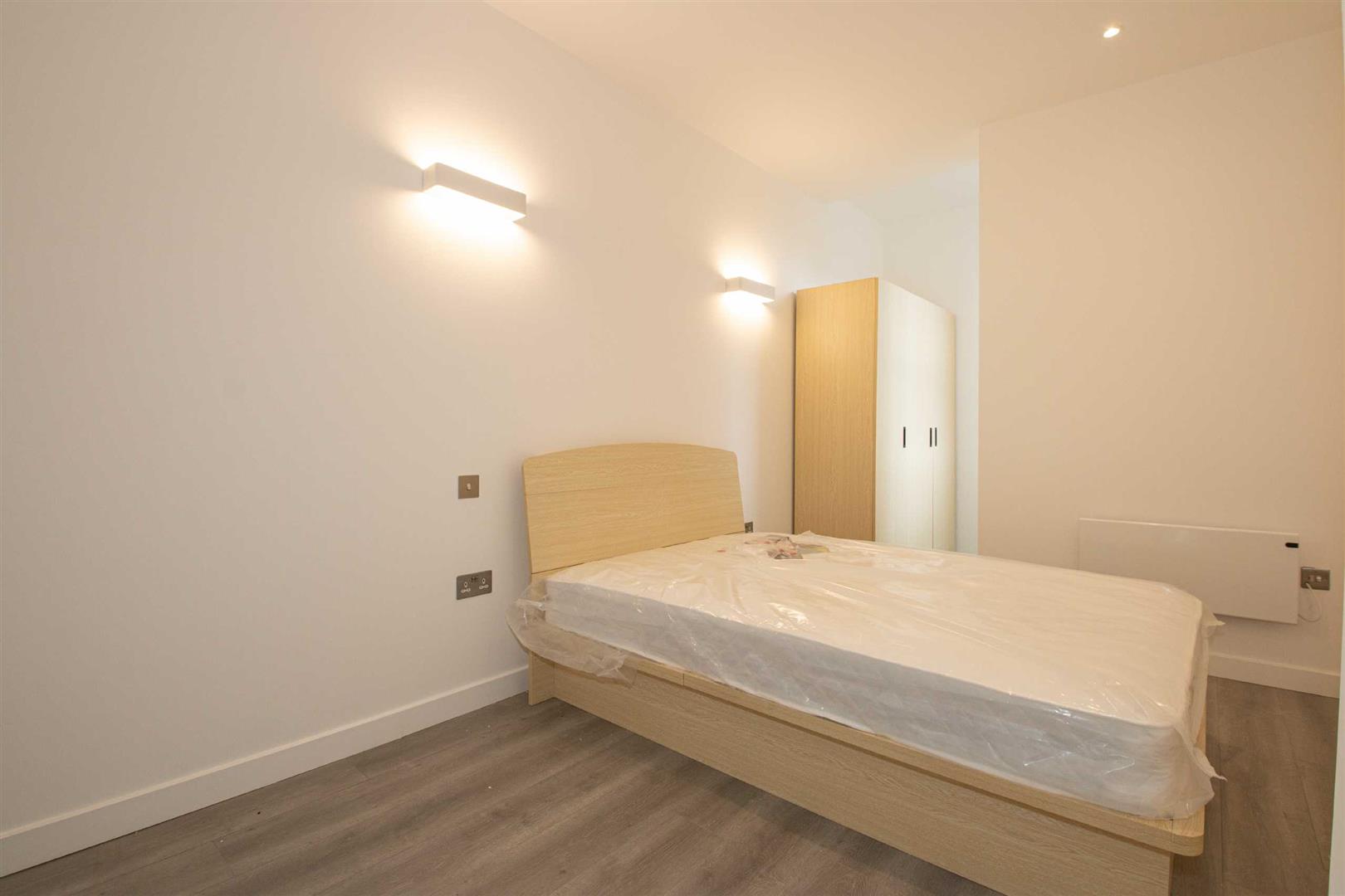 2 Foxhunter Drive, Linford Wood, Milton Keynes